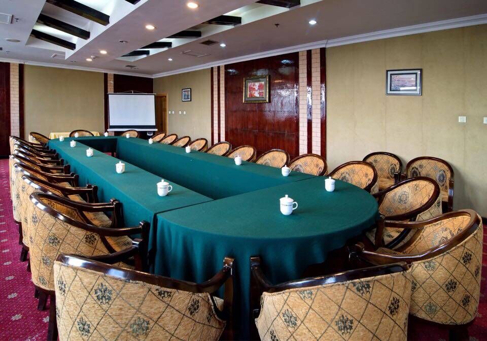 快乐假日大酒店