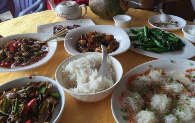深圳市盐田区旭兴乳鸽王餐厅