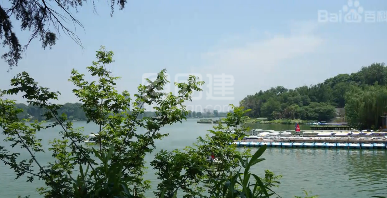 玄武湖