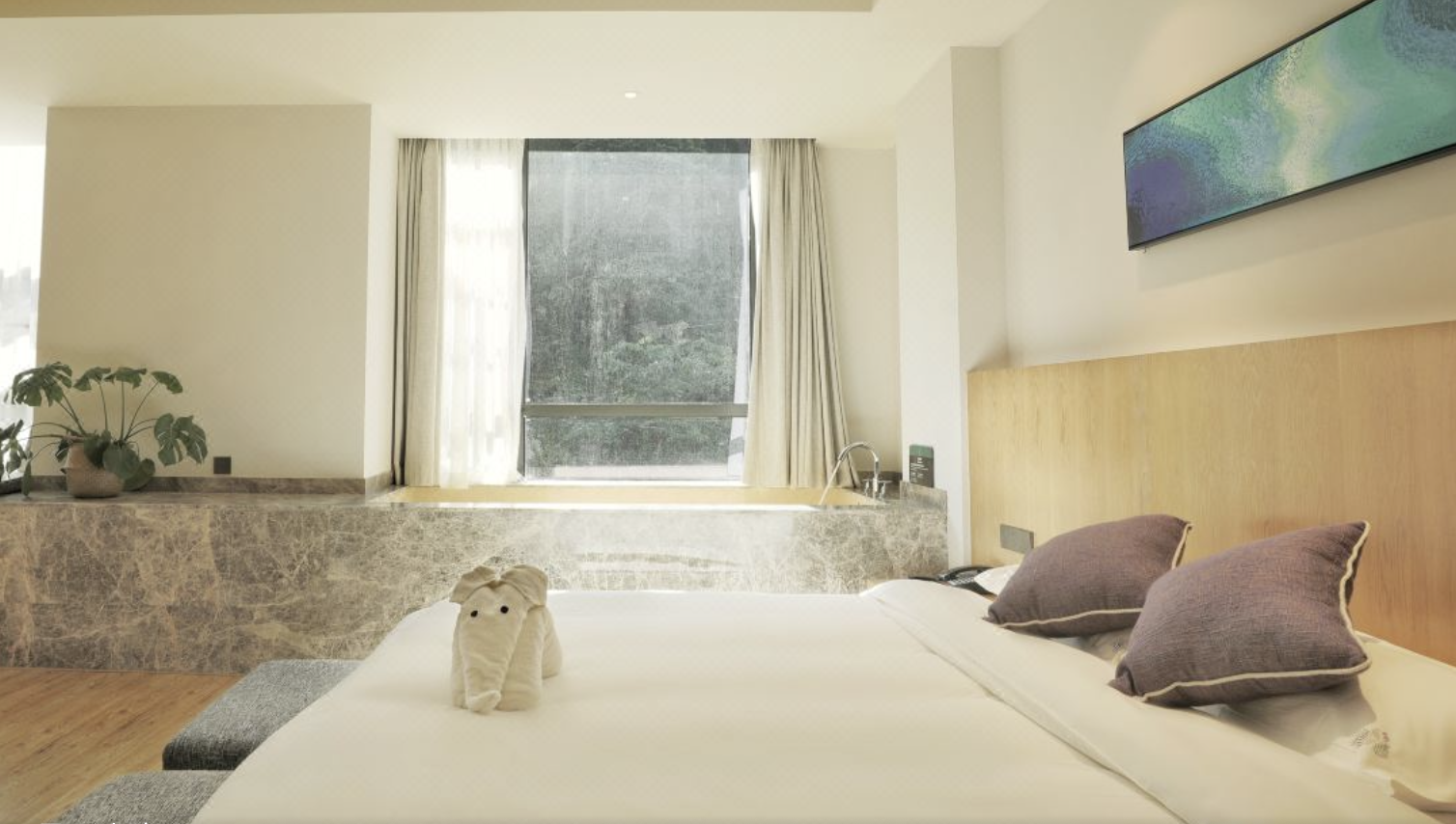 雅安荥经龙苍沟宽山隐庐温泉度假酒店